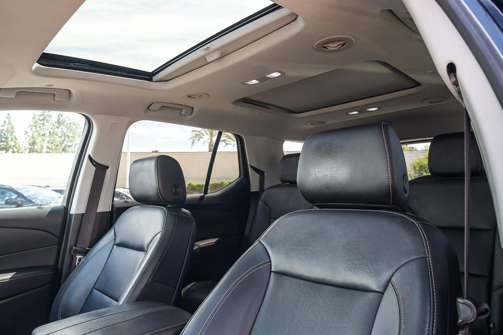 Thumbnail: 2020 Chevrolet Traverse - 27