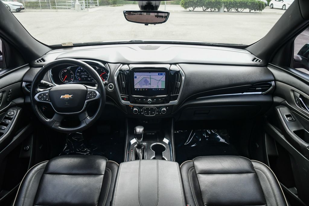 Thumbnail: 2022 Chevrolet Traverse - 8