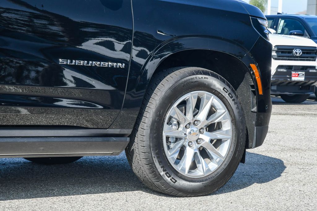 Thumbnail: 2026 Chevrolet Suburban - 20