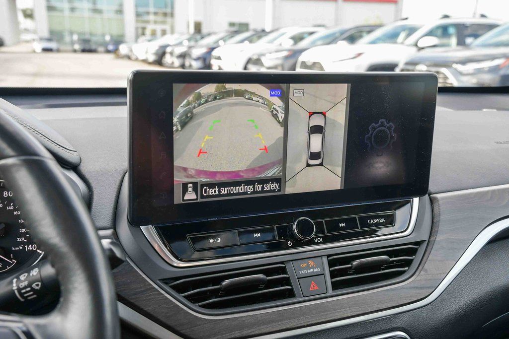 Thumbnail: 2023 Nissan Altima - 25