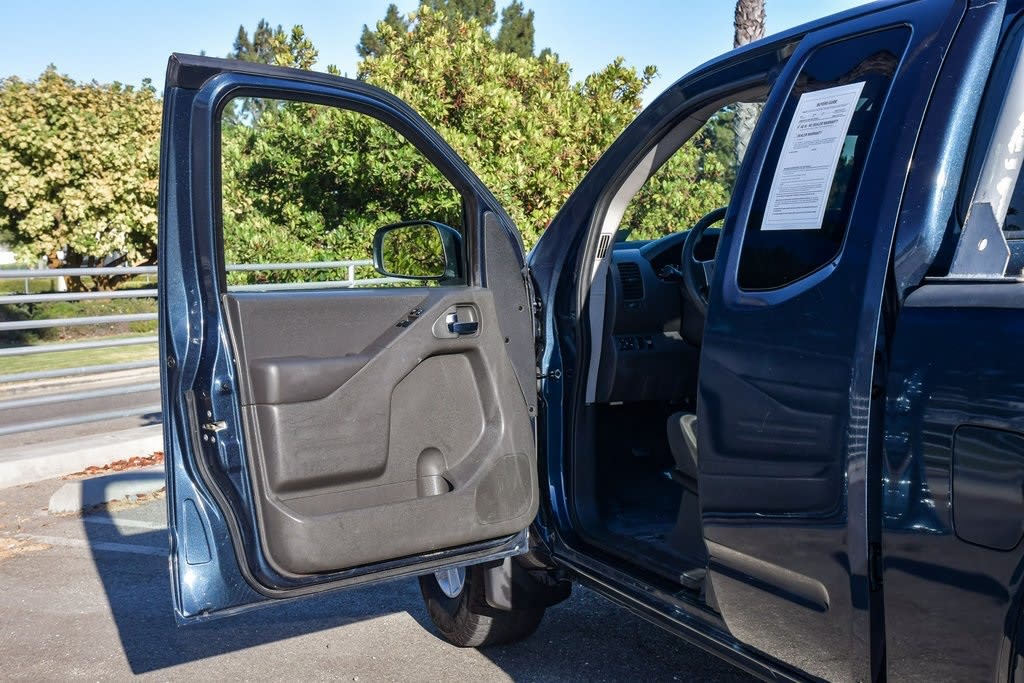 Thumbnail: 2019 Nissan Frontier - 24