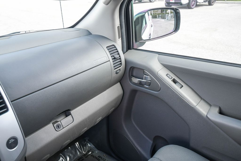 Thumbnail: 2020 Nissan Frontier - 25
