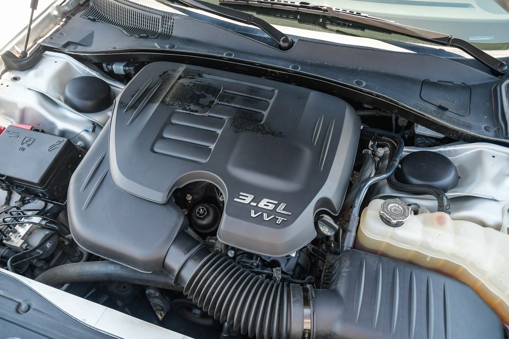 Thumbnail: 2019 Chrysler 300 - 7
