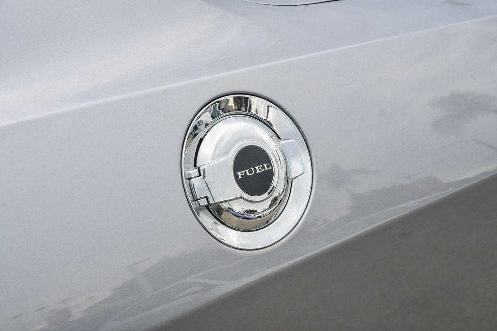 Thumbnail: 2014 Dodge Challenger - 6