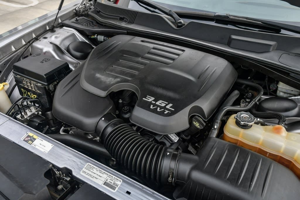 Thumbnail: 2014 Dodge Challenger - 8