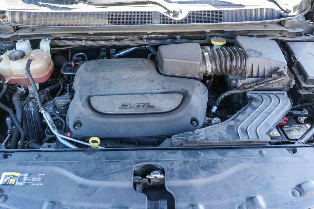 Thumbnail: 2021 Chrysler Voyager - 7