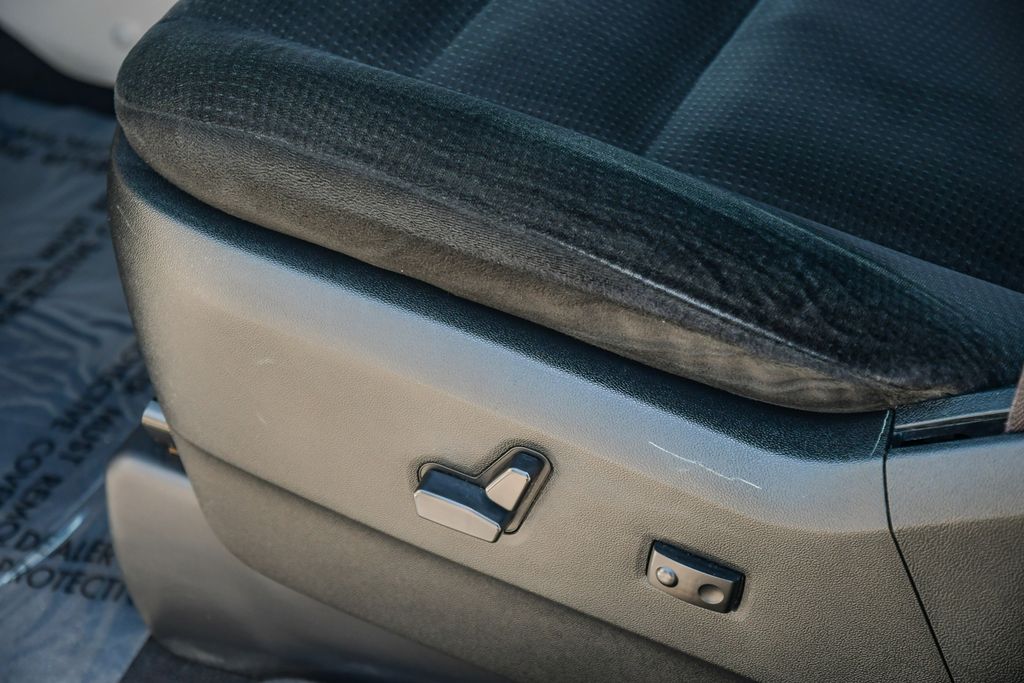 Thumbnail: 2016 Dodge Grand Caravan - 28