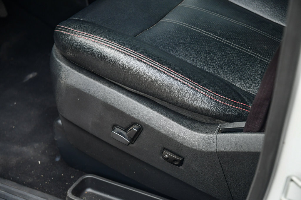 Thumbnail: 2019 Dodge Grand Caravan - 27