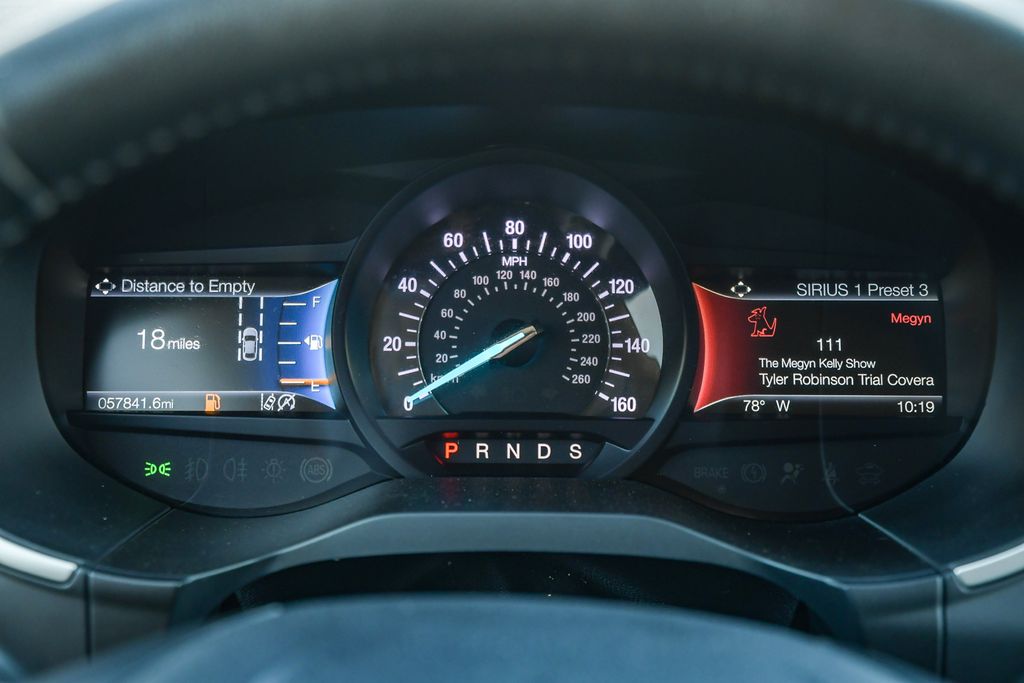 Thumbnail: 2019 Ford Edge - 14