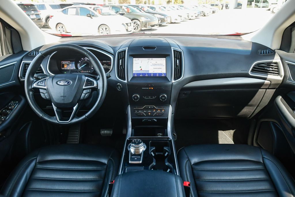 Thumbnail: 2019 Ford Edge - 8