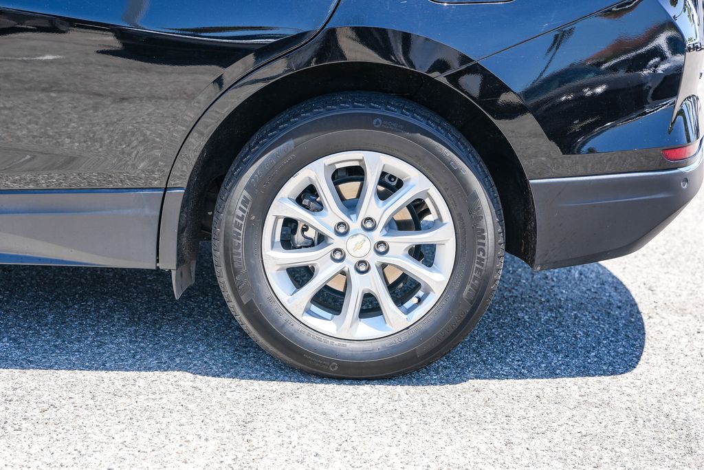 Thumbnail: 2021 Chevrolet Equinox - 6