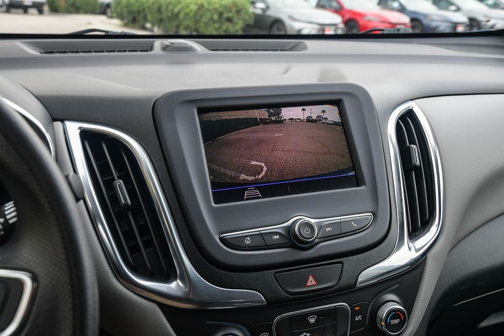 Thumbnail: 2021 Chevrolet Equinox - 25