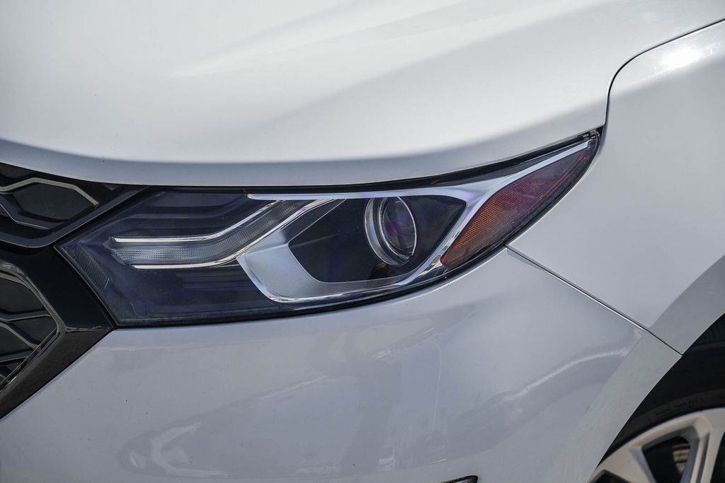 Thumbnail: 2021 Chevrolet Equinox - 17