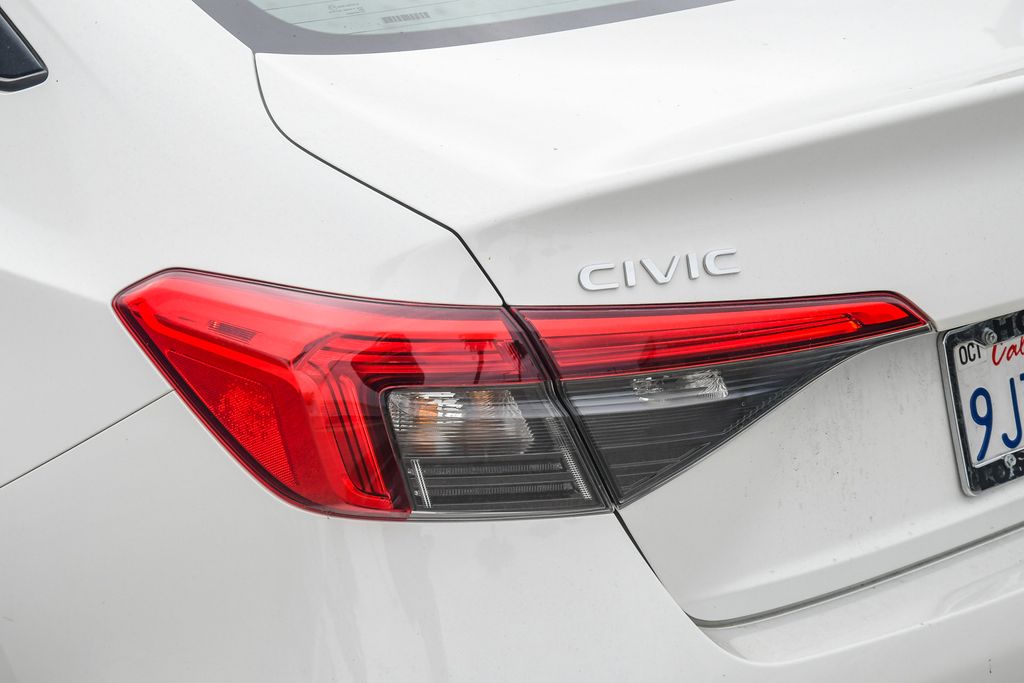 Thumbnail: 2024 Honda Civic - 18