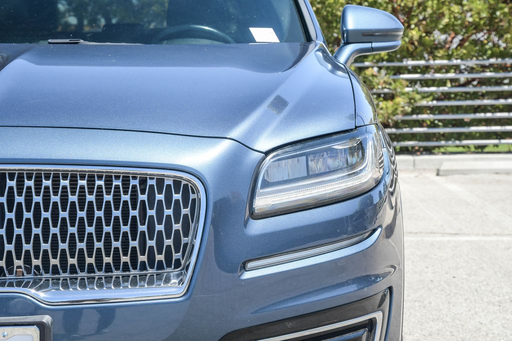 Thumbnail: 2019 Lincoln Nautilus - 19