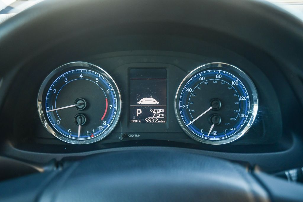 Thumbnail: 2017 Toyota Corolla - 15