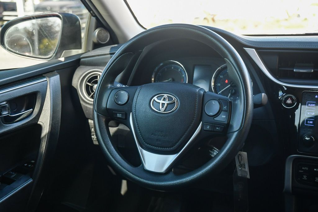 Thumbnail: 2017 Toyota Corolla - 2