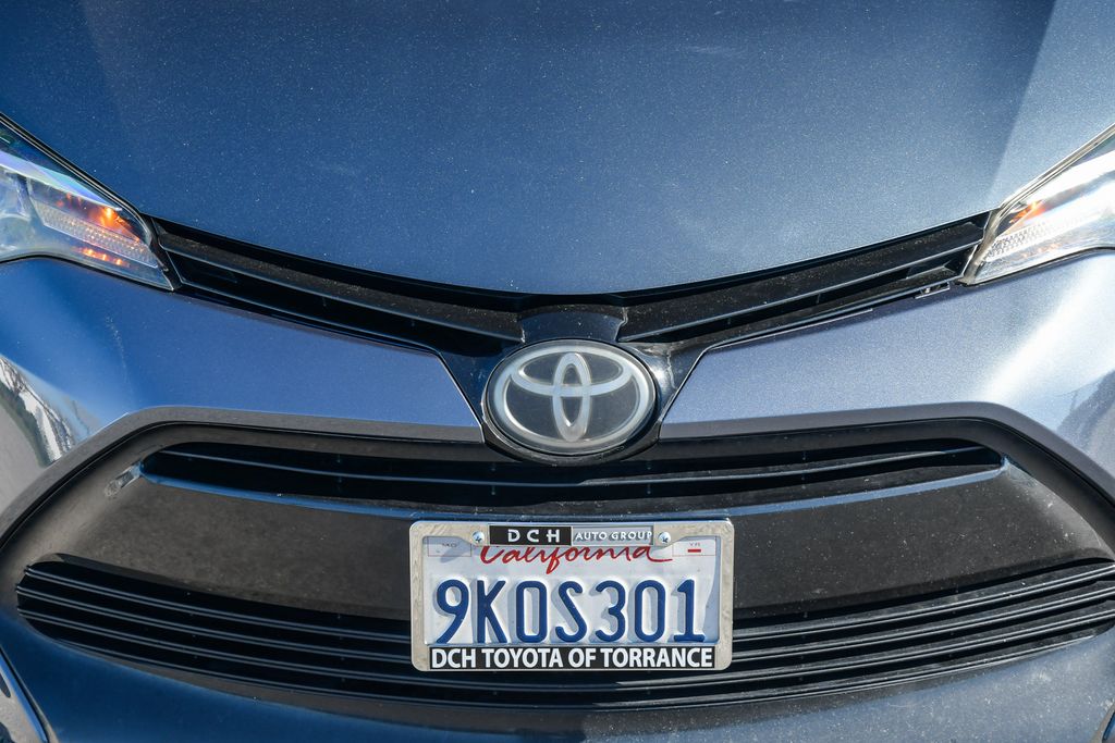 Thumbnail: 2017 Toyota Corolla - 6