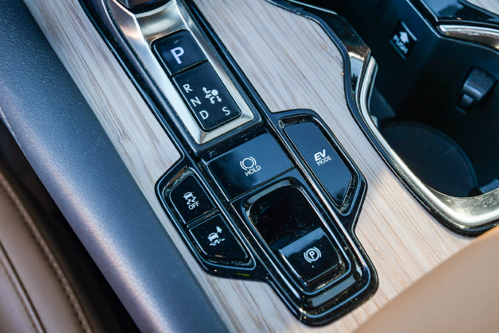 Thumbnail: 2023 Lexus RX - 24