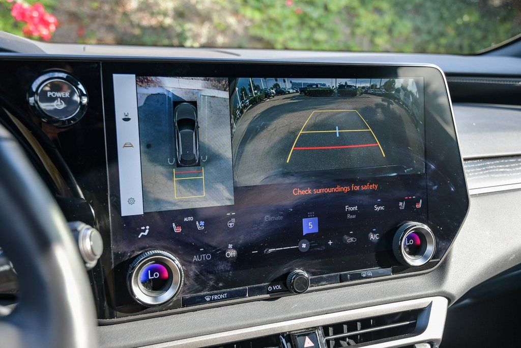 Thumbnail: 2024 Lexus RX - 26