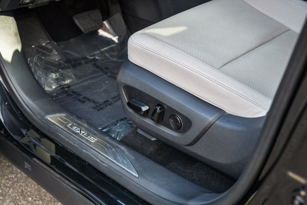 Thumbnail: 2024 Lexus RX - 6