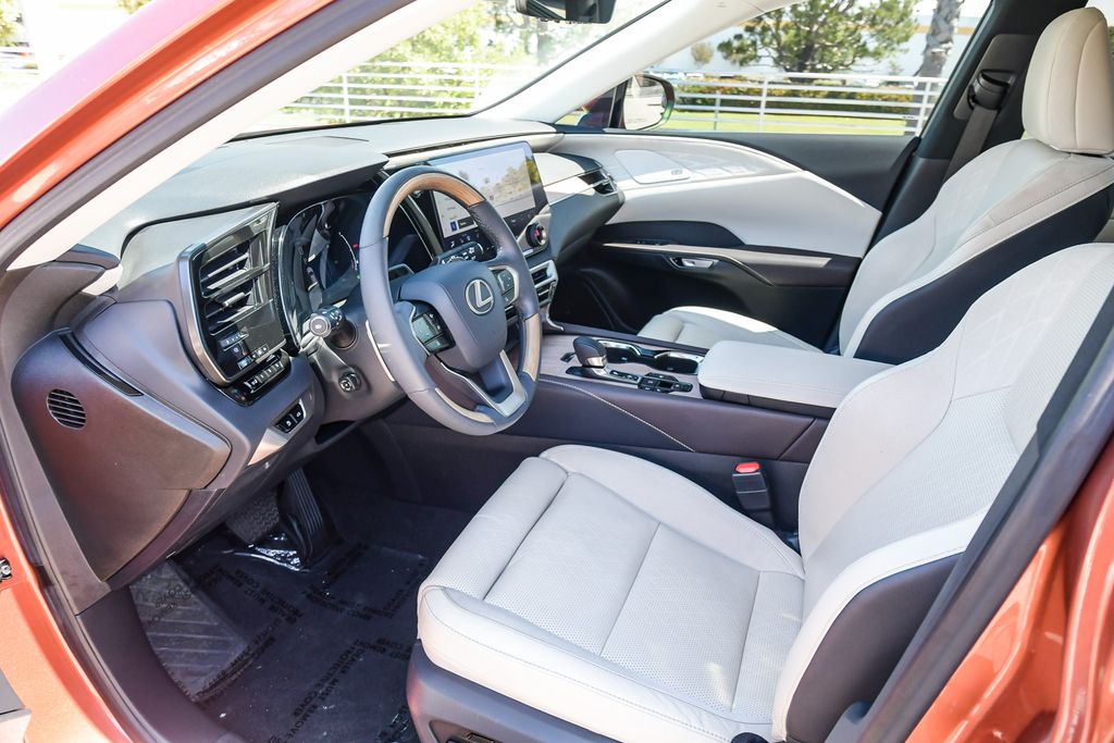 Thumbnail: 2023 Lexus RX - 10