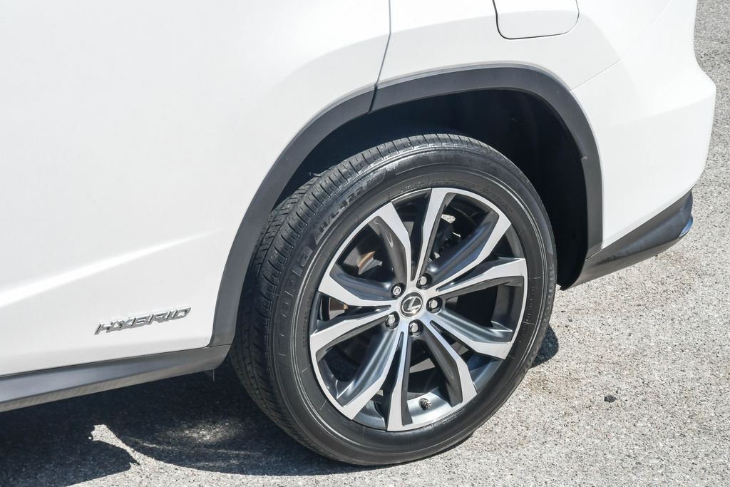 Thumbnail: 2021 Lexus RX - 26