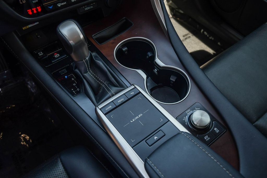 Thumbnail: 2021 Lexus RX - 16