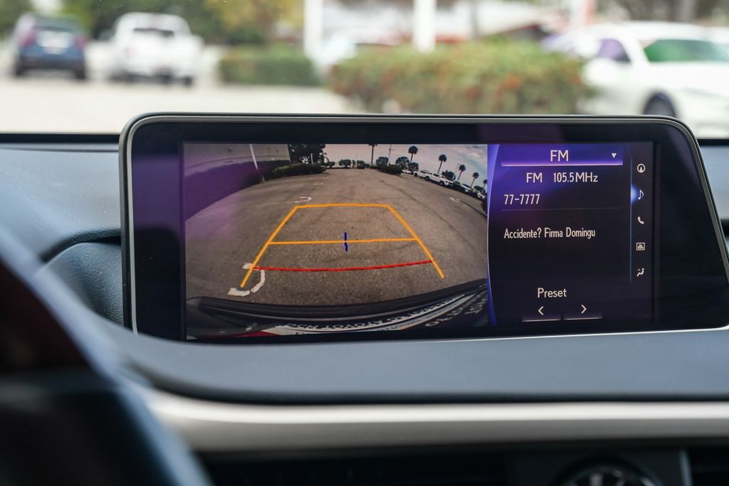 Thumbnail: 2018 Lexus RX - 26