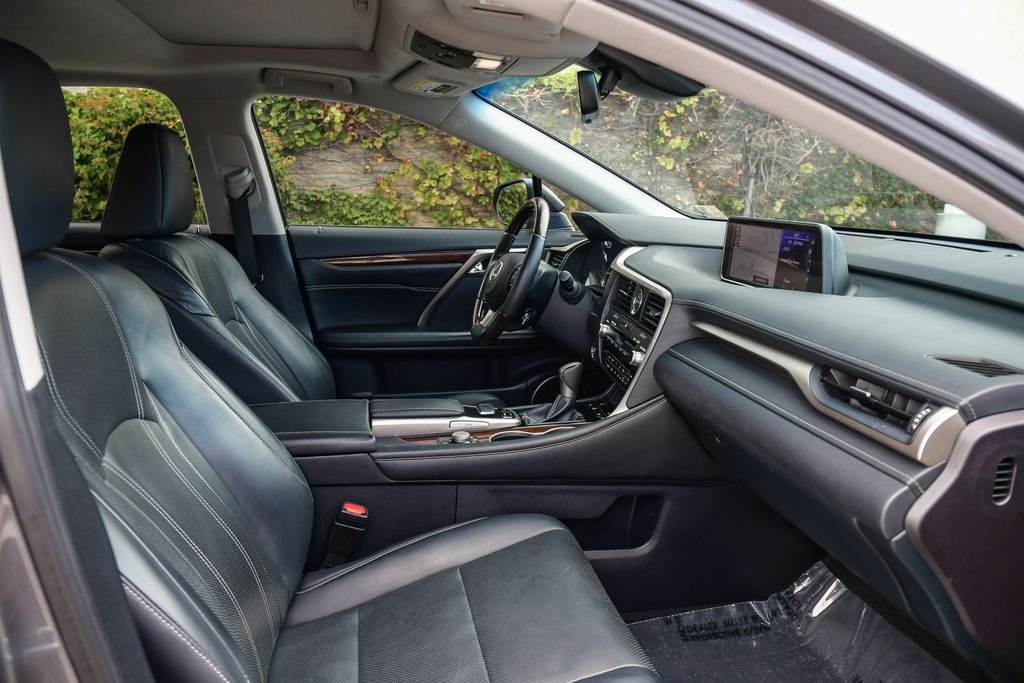 Thumbnail: 2018 Lexus RX - 9