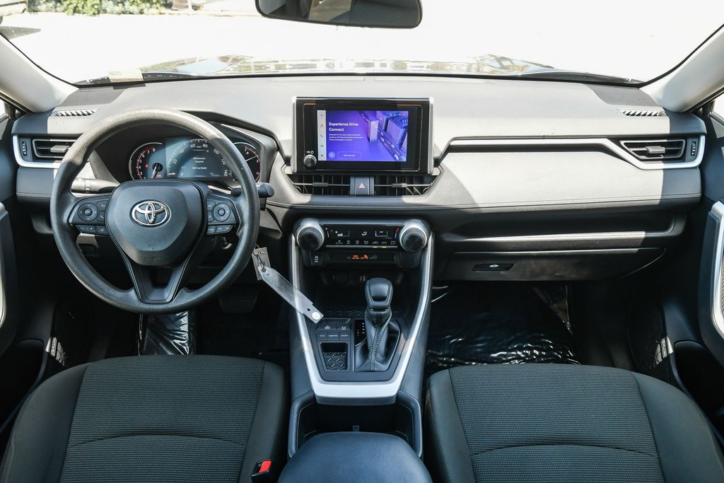 Thumbnail: 2023 Toyota RAV4 - 8