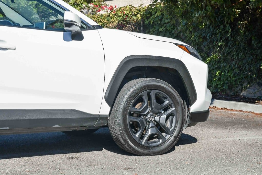 Thumbnail: 2023 Toyota RAV4 - 22