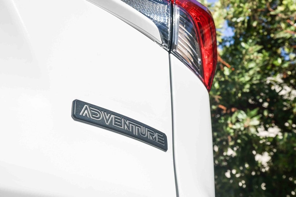 Thumbnail: 2023 Toyota RAV4 - 6