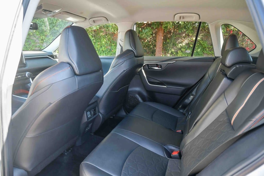 Thumbnail: 2023 Toyota RAV4 - 24