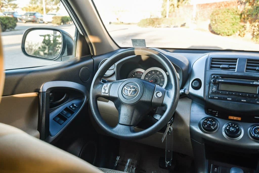 2012 Toyota RAV4 Base 2