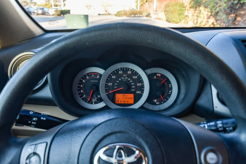 2012 Toyota RAV4 Base 15