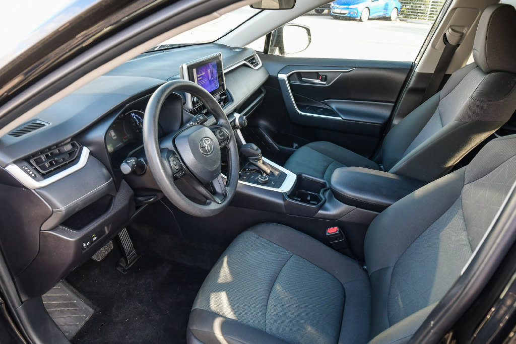 Thumbnail: 2025 Toyota RAV4 - 9