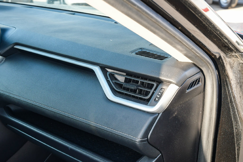 Thumbnail: 2025 Toyota RAV4 - 22