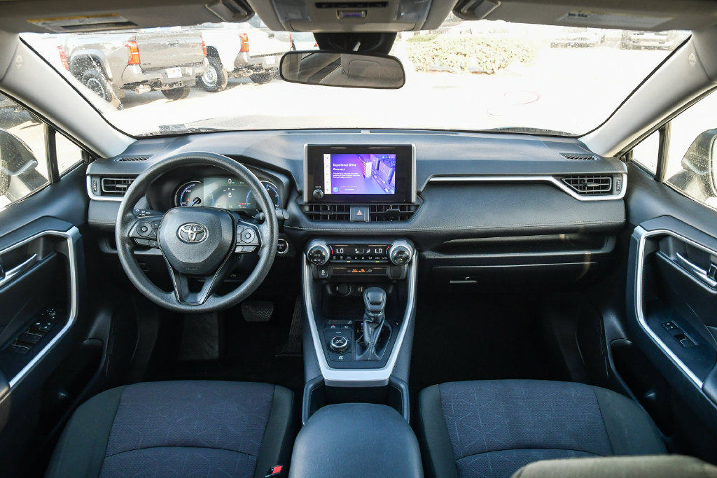 Thumbnail: 2025 Toyota RAV4 - 7