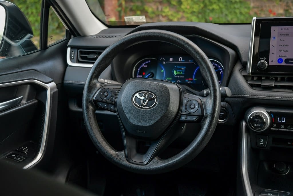 Thumbnail: 2024 Toyota RAV4 - 2