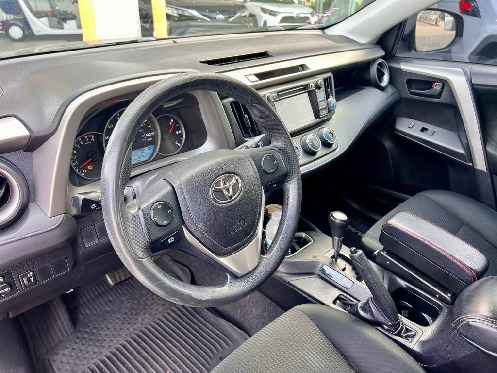 2016 Toyota RAV4 LE 2