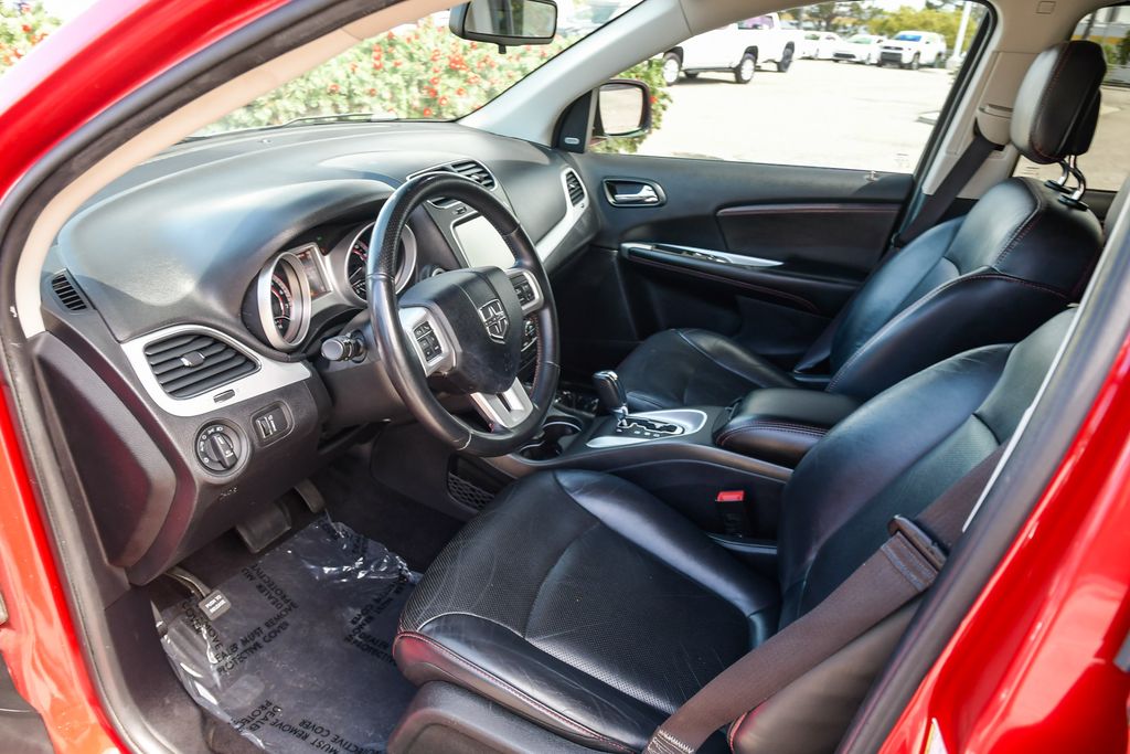 Thumbnail: 2018 Dodge Journey - 10