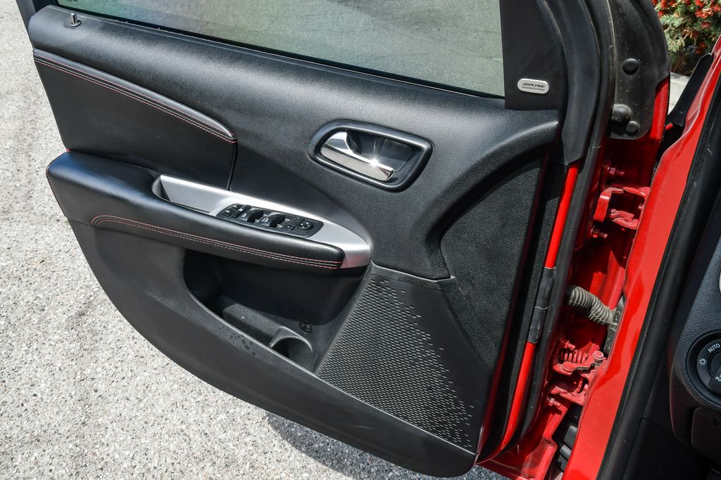 Thumbnail: 2018 Dodge Journey - 28