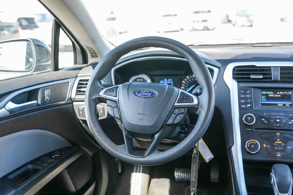 Thumbnail: 2013 Ford Fusion - 8