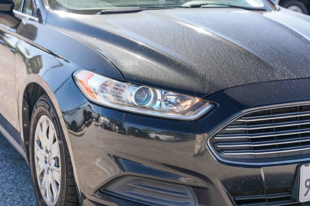 Thumbnail: 2013 Ford Fusion - 17
