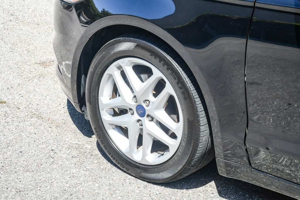 Thumbnail: 2016 Ford Fusion - 7
