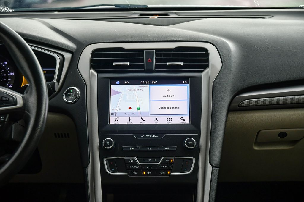 Thumbnail: 2019 Ford Fusion - 12