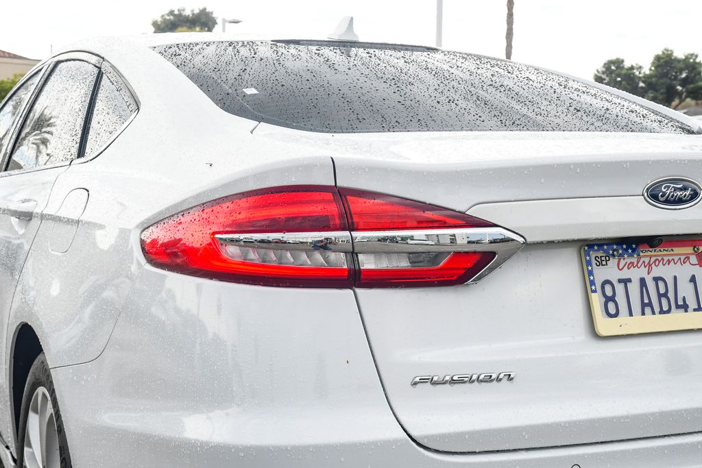 Thumbnail: 2019 Ford Fusion - 18