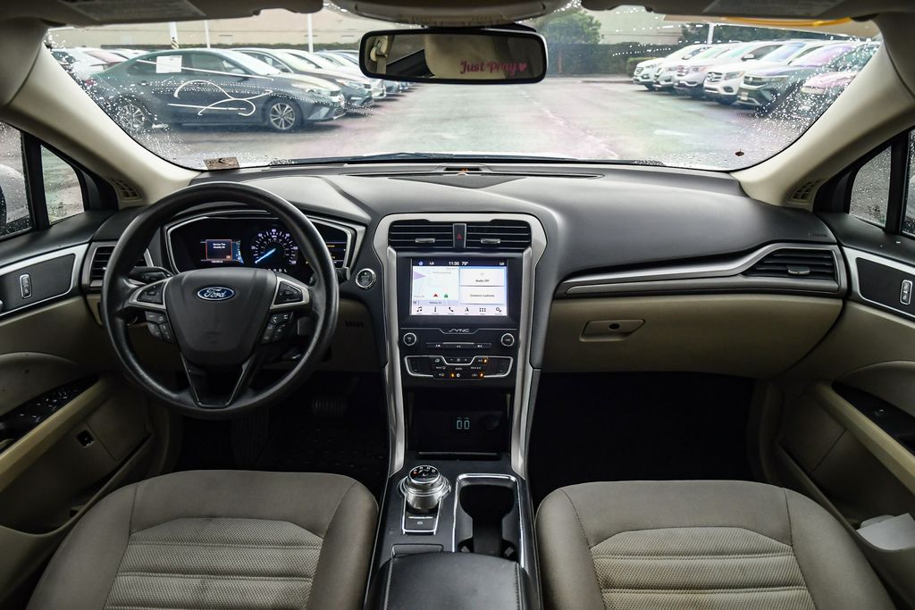 Thumbnail: 2019 Ford Fusion - 8