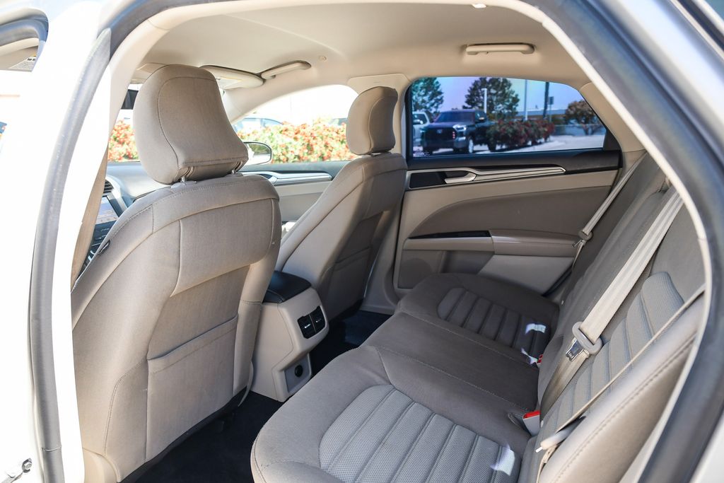 Thumbnail: 2019 Ford Fusion - 12